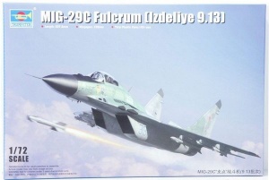 TRUMPETER 01675 MIG-29C Fulcrum (Izdeliye 9.13)