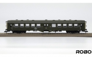 ROBO 352031 Wagon osobowy 2kl. typ 102A PKP Ep.IVc ryflak z oświetleniem LED