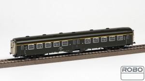 ROBO 351031 wagon osobowy 102Aa 1kl. PKP Ep.IVb ryflak Warszawa oświetlenie LED 2.0
